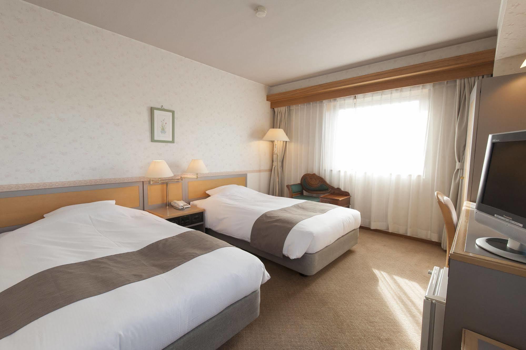 Takayama City Hotel Four Seasons Eksteriør billede