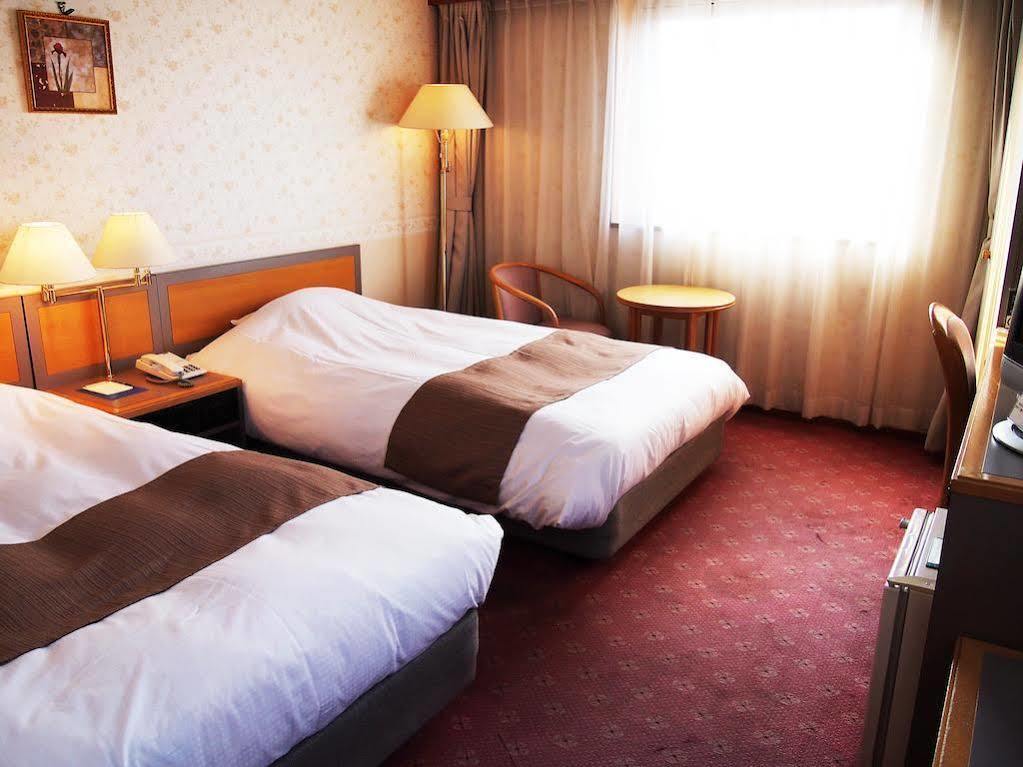 Takayama City Hotel Four Seasons Eksteriør billede